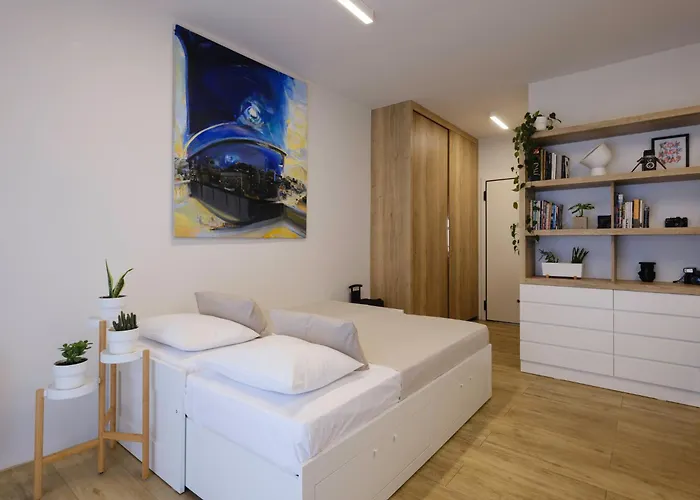 Appartamento Office Space - *